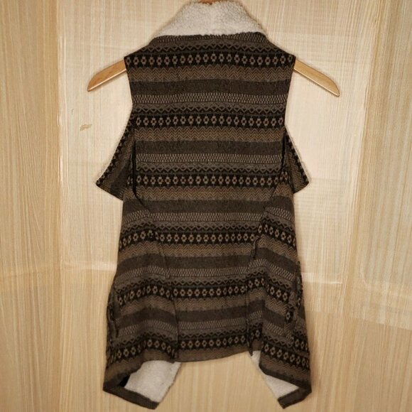 Jolt Wool Blend Blanket Vest Faux Sherpa Collar - Picture 2 of 8